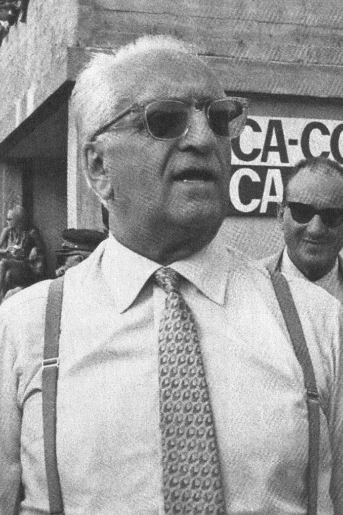 Enzo Ferrari enfant, Modène