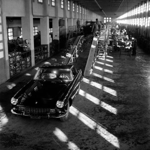 L'usine Ferrari à Maranello, années 60